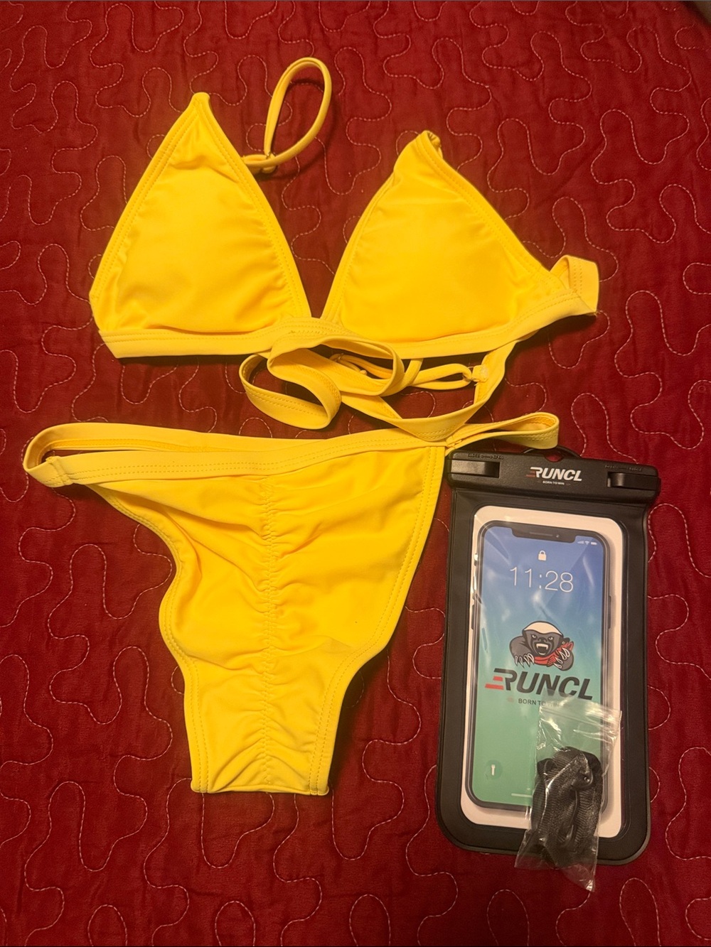 Bundle Bikini Set & waterproof phone holder